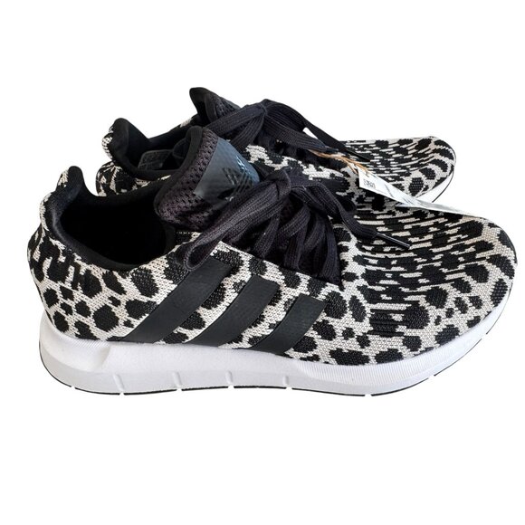 Adidas Womens Swift Run Shoes Leopard Print Size 8 NWT - Picture 2 of 7